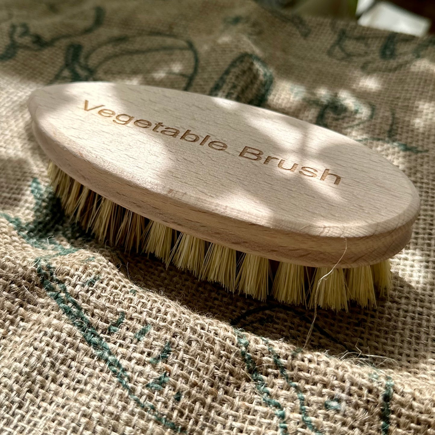 KELLERBURSTEN Wooden Vegetable Brush