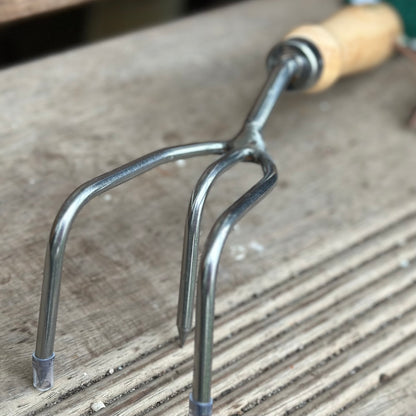 Burgon and Ball RHS Stainless Steel Claw Cultivator