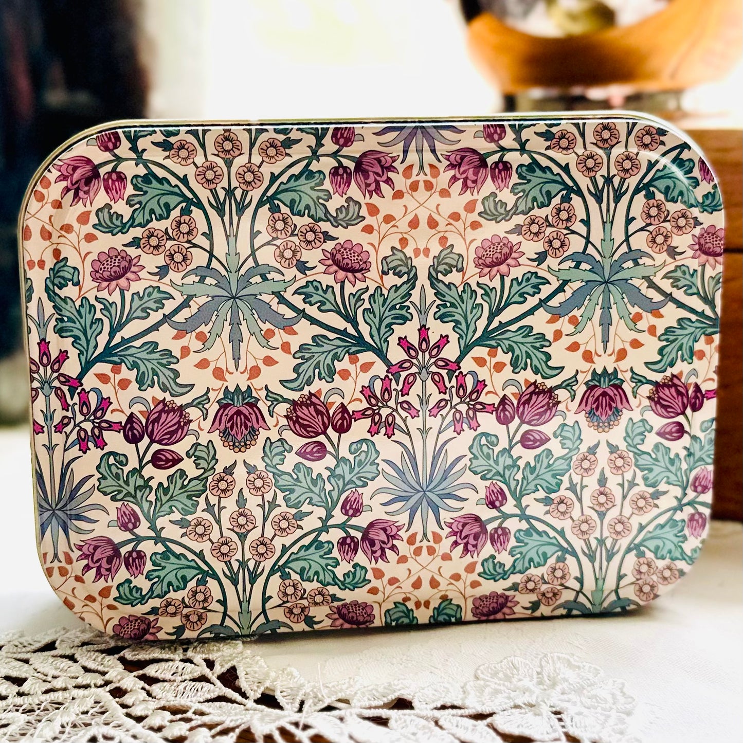 William Morris 'Arts and Crafts' Small Rectangular Collectible Tin