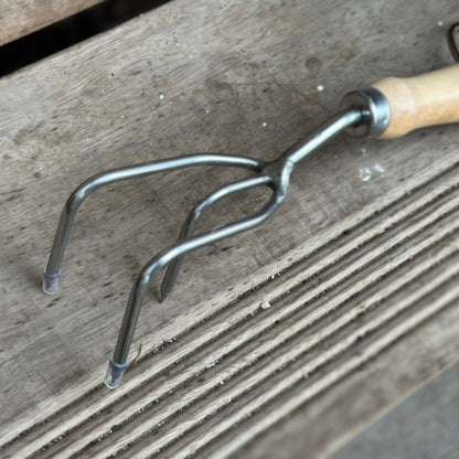 Burgon and Ball RHS Stainless Steel Claw Cultivator