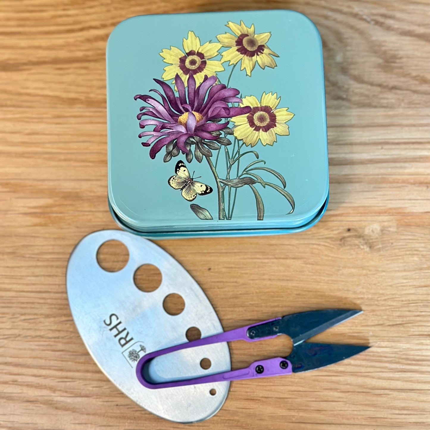Burgon & Ball RHS 'Asteraceae Collection' Herb Gift Set with Herb Snips - Hollyhock Hill