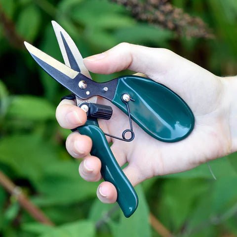 Burgon & Ball RHS Ergo Deadheader - Hollyhock Hill