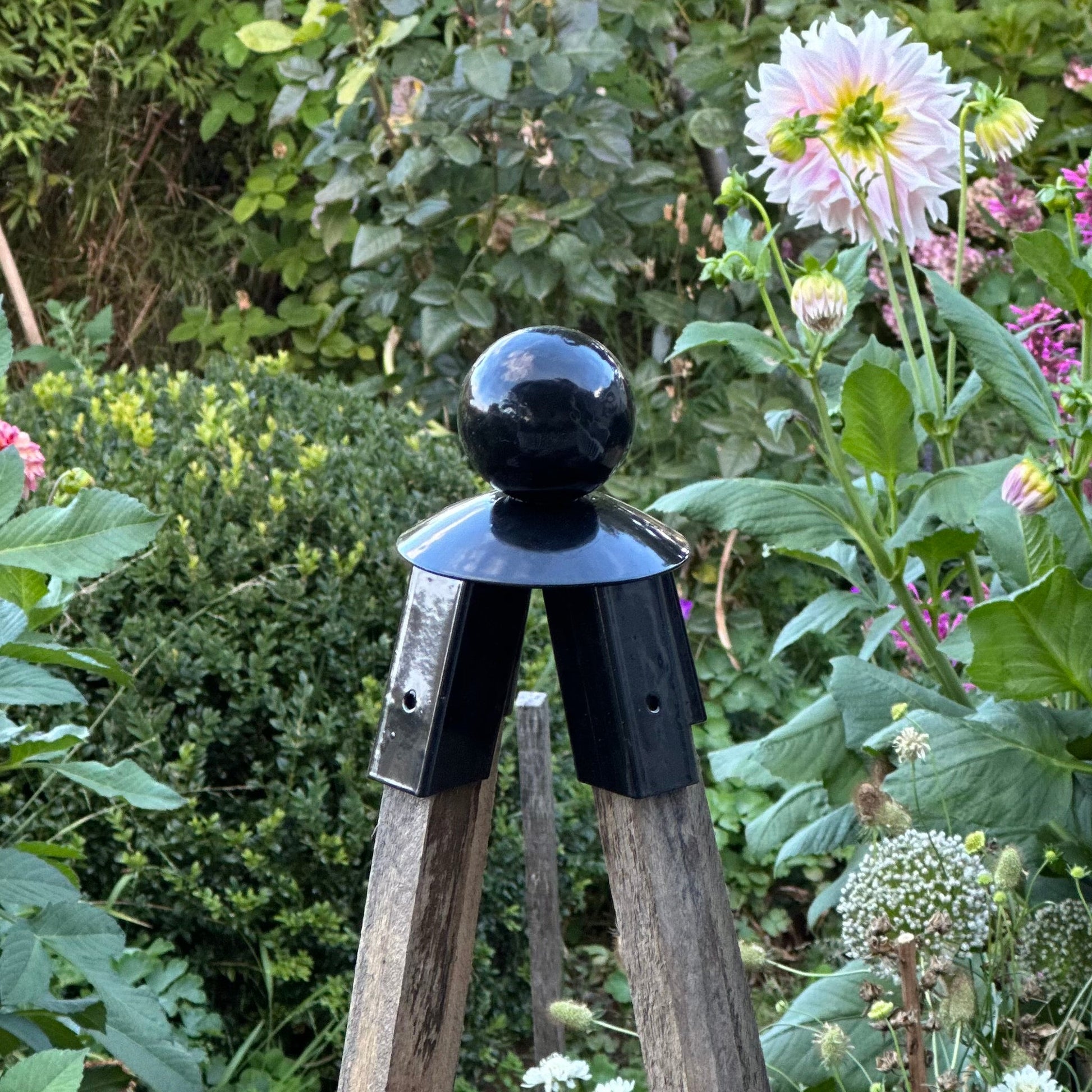 Garden Finial- Ball - Hollyhock Hill