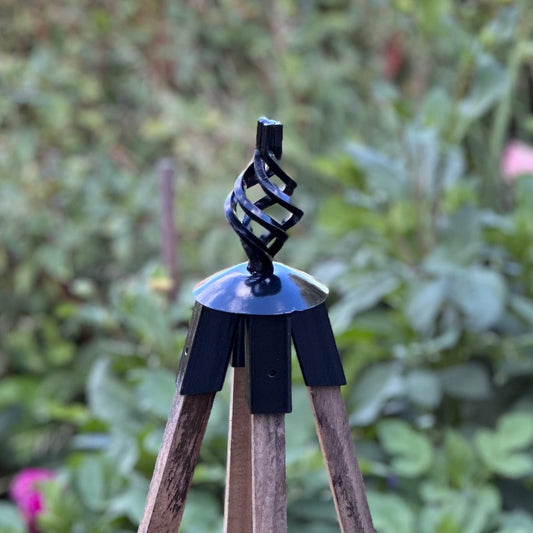 Garden Finial- Spiral - Hollyhock Hill