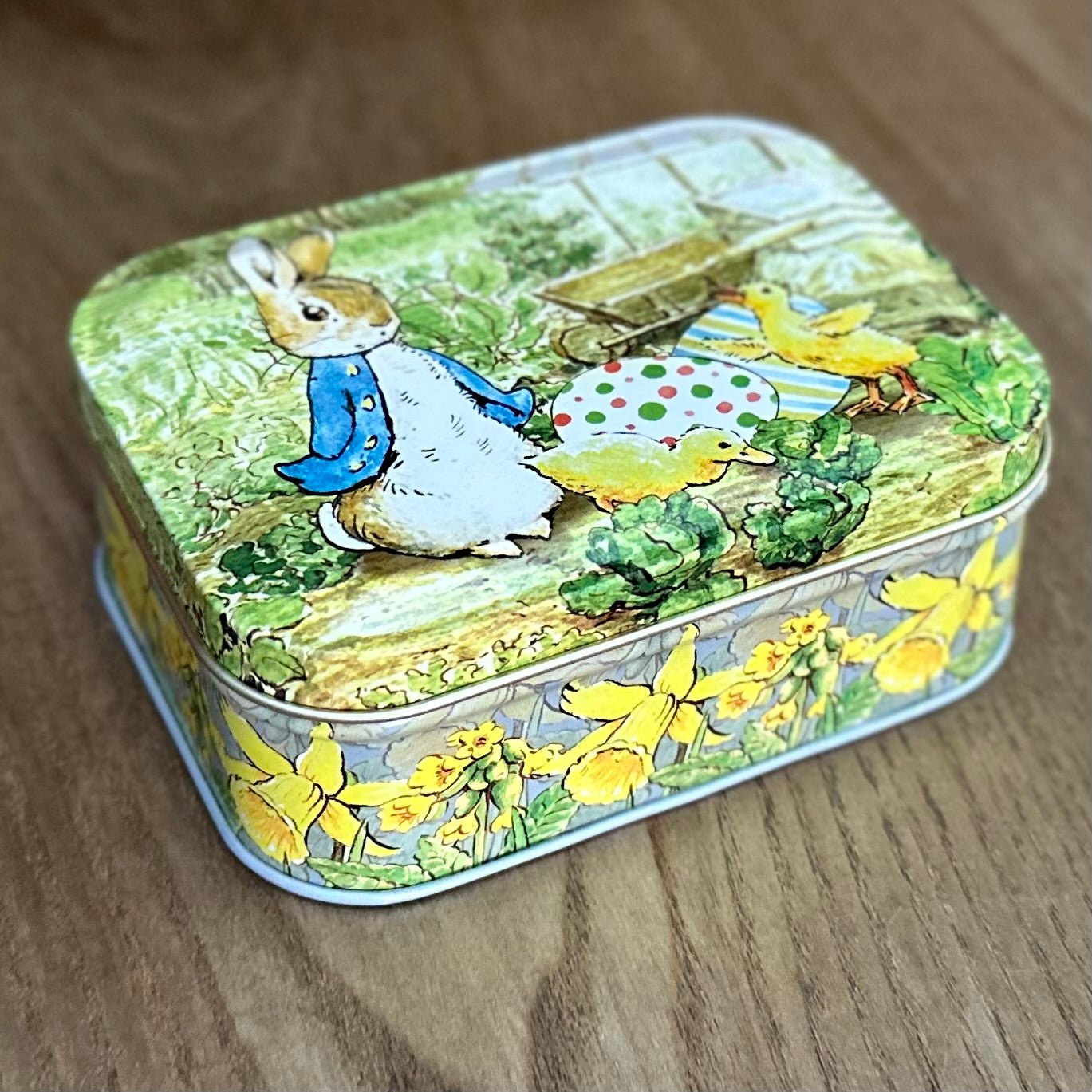 Peter Rabbit Small Collectable Tin - Hollyhock Hill