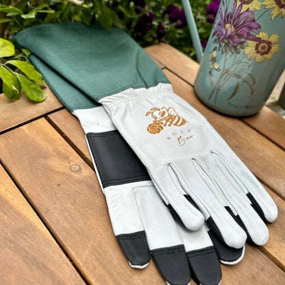 Rose Bee Glove - Hollyhock Hill
