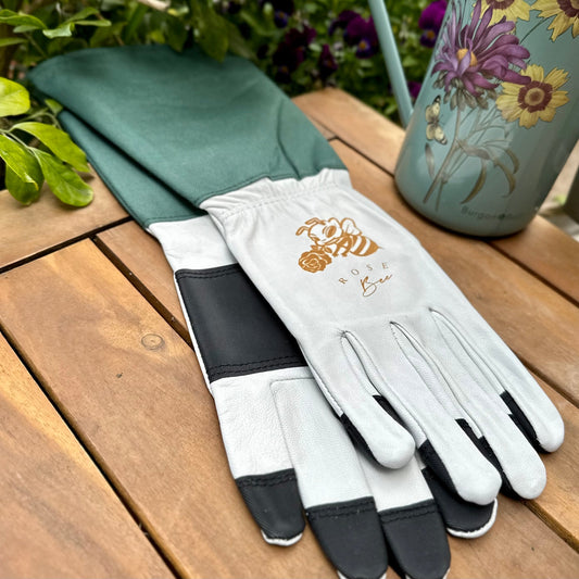 Rose Bee Glove - Hollyhock Hill
