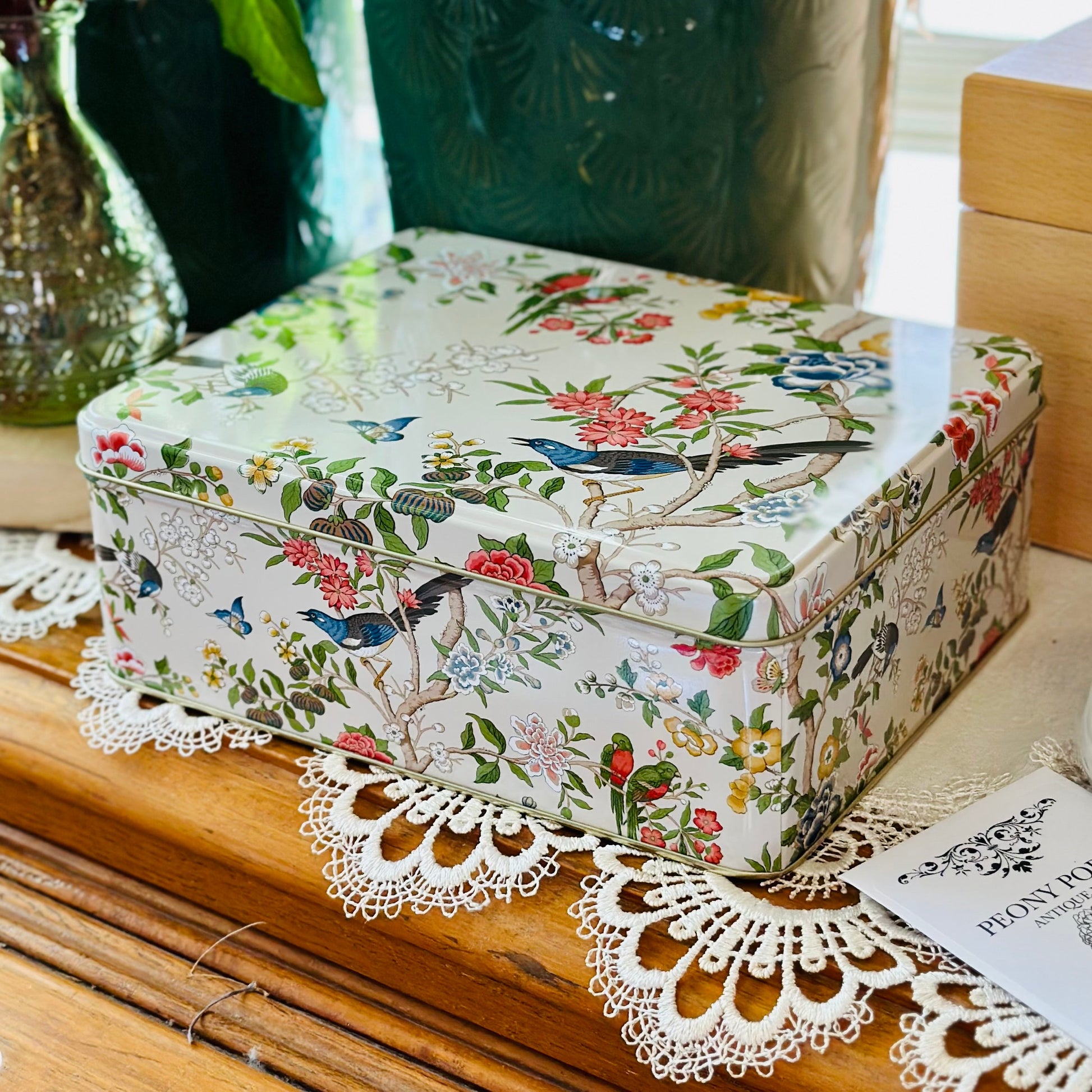 Sanderson 'Chinoiserie' Large Collectable Tin - Hollyhock Hill