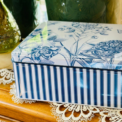 Sanderson 'Etching and Roses' Large Collectable Tin - Hollyhock Hill