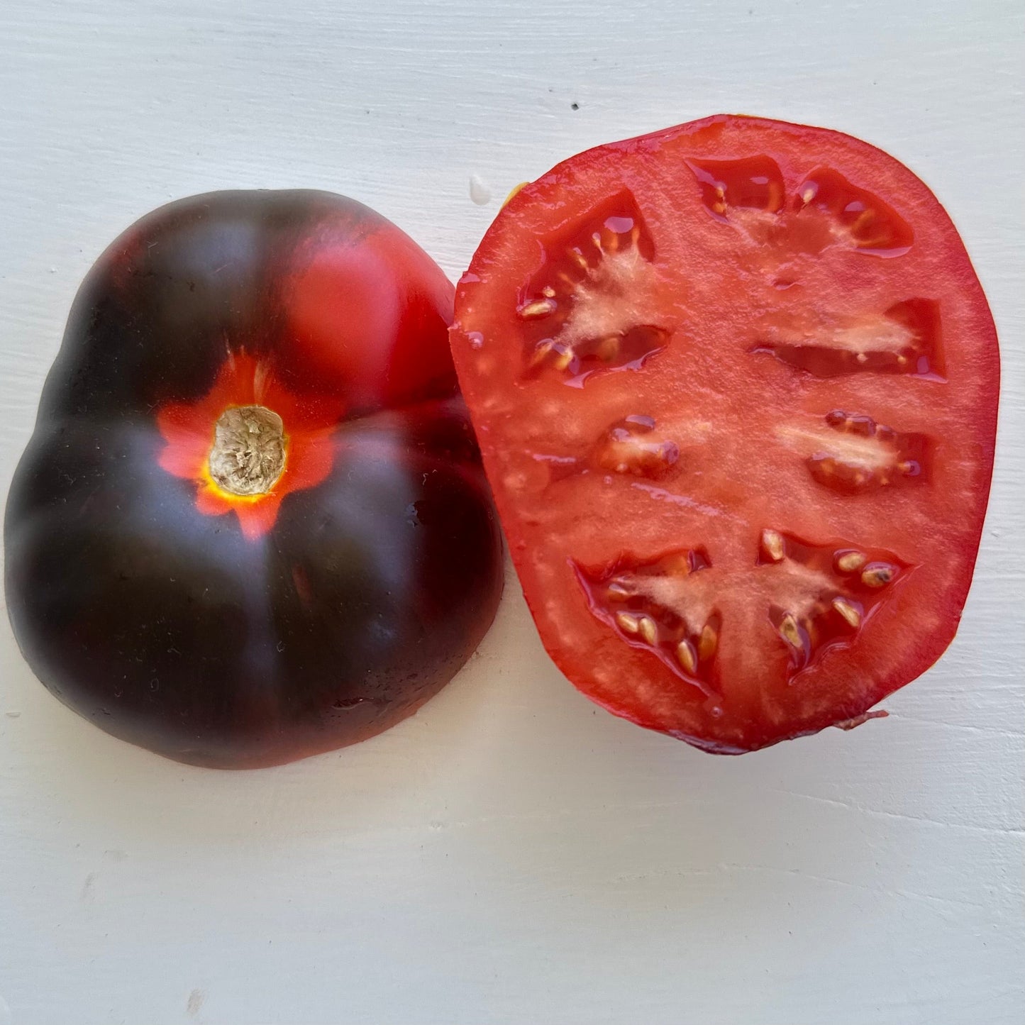 Tomato 'Black and Red' Seeds - Hollyhock Hill